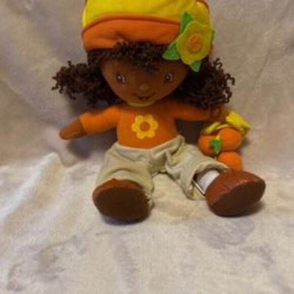 Vintage 2004 Strawberry Shortcake Doll - Picture 3 of 3
